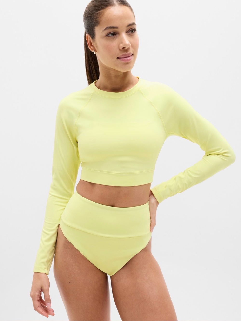 Athleta Crop Rashguard in Spark Size S - Picture 3 of 7